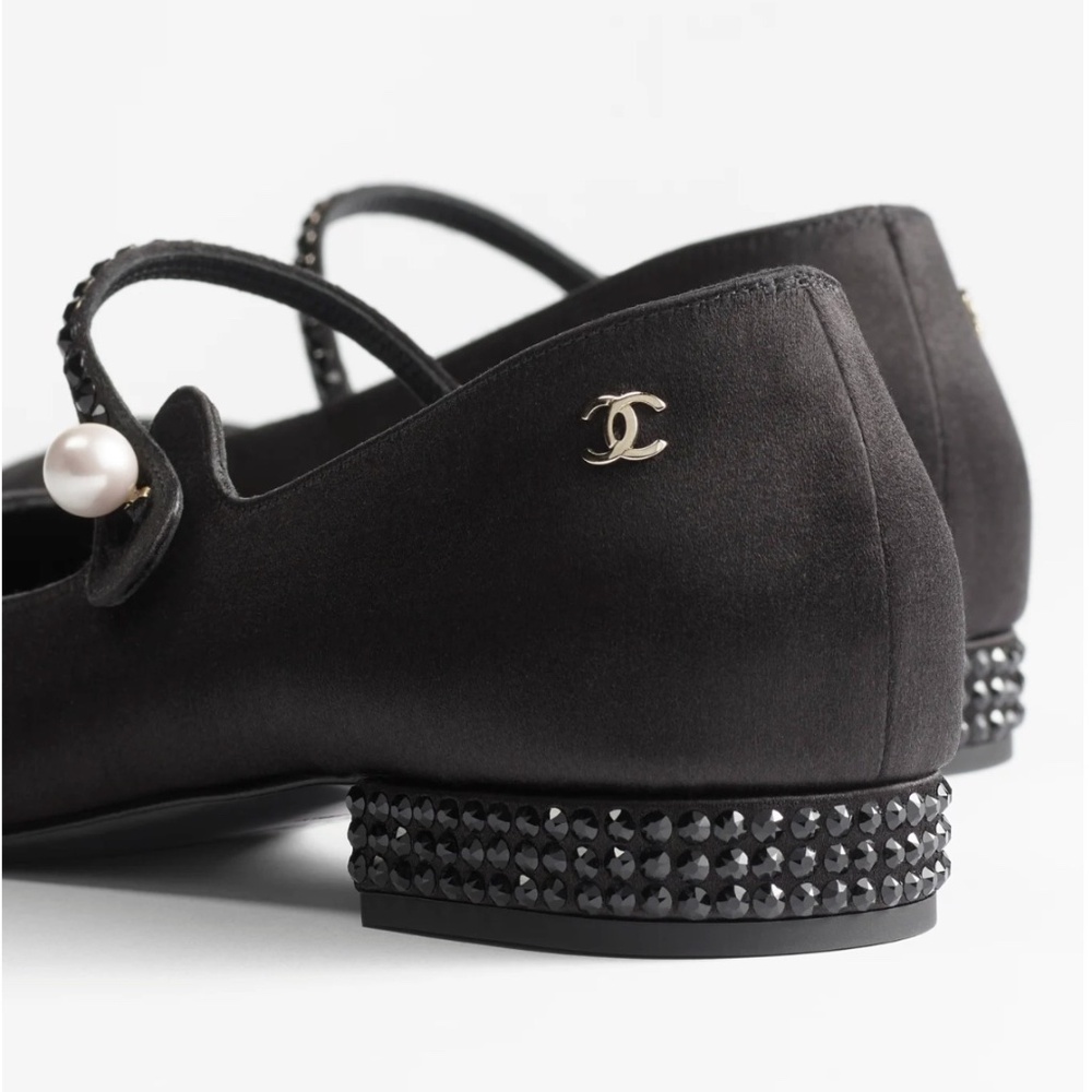 Chanel 24B Black Silk Crystal CC Logo Mary Jane Strap Ballerina Ballet Flat 38.5 - Picture 6 of 15